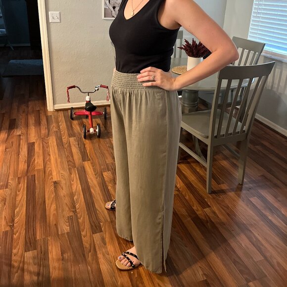 Hi, I'm Karlie! - Picture 4 of 10